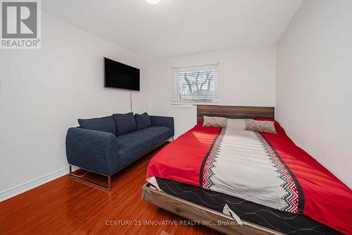 5 - 3175 Kirwin Avenue, Mississauga, ON - Indoor Photo Showing Bedroom