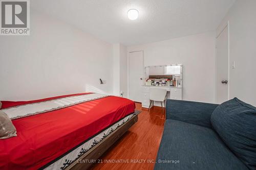 5 - 3175 Kirwin Avenue, Mississauga, ON - Indoor Photo Showing Bedroom