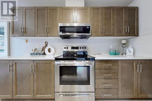 2 Groom Lane, Hamilton, ON - Indoor Photo Showing Kitchen With Stainless Steel Kitchen With Upgraded Kitchen