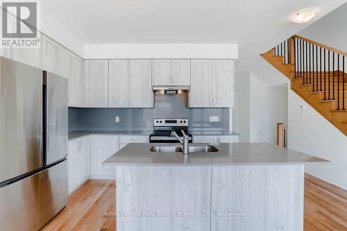 269 Provident Way, Hamilton, ON - Indoor Photo Showing Kitchen With Stainless Steel Kitchen With Double Sink