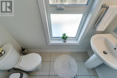 68 - 261 Woodbine Avenue W, Kitchener, ON - Indoor Photo Showing Bathroom