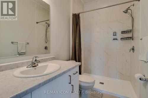 68 - 261 Woodbine Avenue W, Kitchener, ON - Indoor Photo Showing Bathroom