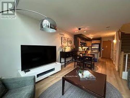 723 - 36 Blue Jays Way, Toronto, ON - Indoor Photo Showing Living Room