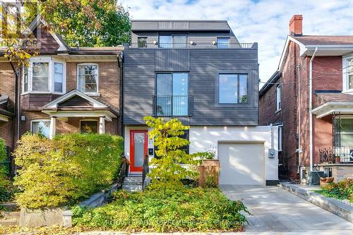 27 Palmerston Square, Toronto, ON - Outdoor With Facade