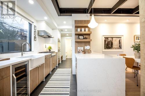 27 Palmerston Square, Toronto, ON - Indoor