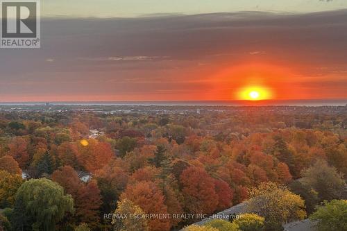 1502 - 2055 Upper Middle Road, Burlington, ON - Outdoor With View