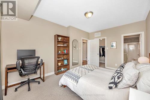 D - 1042 Beryl, Ottawa, ON - Indoor Photo Showing Bedroom