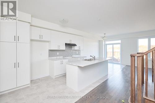 219 Port Crescent, Welland (774 - Dain City), ON - Indoor Photo Showing Kitchen