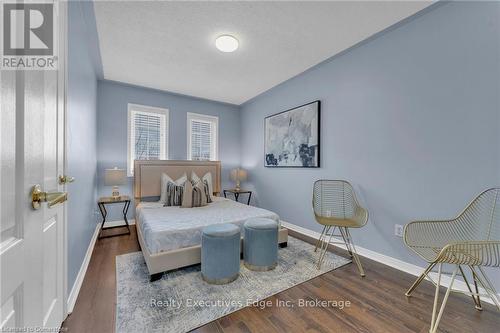 176 - 435 Hensall Circle, Mississauga (Cooksville), ON - Indoor Photo Showing Bedroom