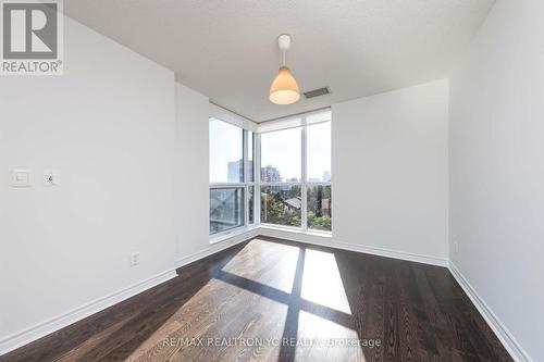 621 - 2885 Bayview Avenue, Toronto, ON - Indoor Photo Showing Other Room