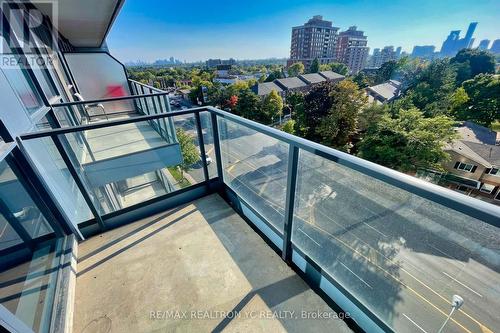 621 - 2885 Bayview Avenue, Toronto, ON - Outdoor With Balcony With View