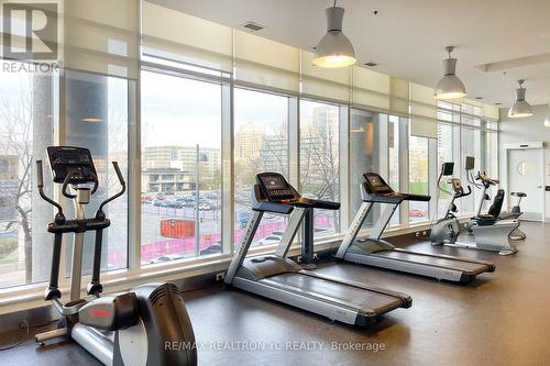 621 - 2885 Bayview Avenue, Toronto, ON - Indoor Photo Showing Gym Room