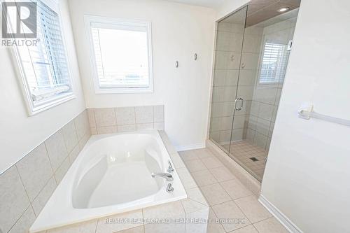 95 Hockley Avenue, Clarington, ON - Indoor Photo Showing Bathroom