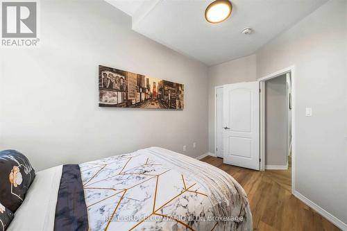 114 Preston Meadow Avenue, Mississauga, ON - Indoor Photo Showing Bedroom