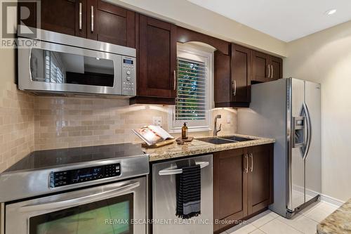 126 Brant Street, Oakville, ON - Indoor Photo Showing Kitchen With Double Sink