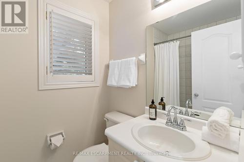 126 Brant Street, Oakville, ON - Indoor Photo Showing Bathroom