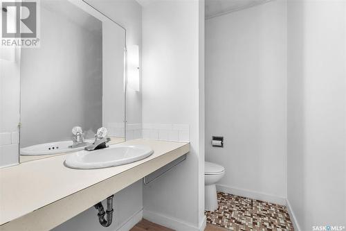 86 Spinks Drive, Saskatoon, SK - Indoor Photo Showing Bathroom