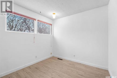 86 Spinks Drive, Saskatoon, SK - Indoor Photo Showing Other Room