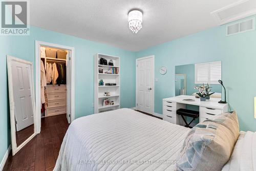 56 Pelech Crescent, Hamilton, ON - Indoor Photo Showing Bedroom