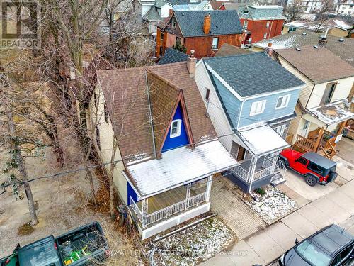 142 Sanford Avenue N, Hamilton, ON - Outdoor