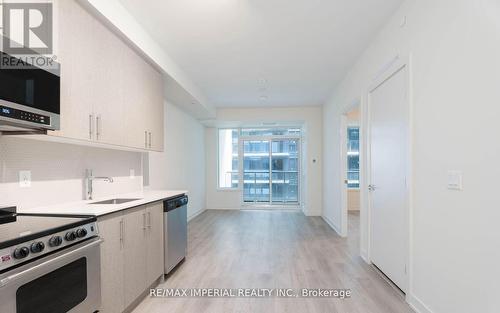 808 - 212 King William Street, Hamilton, ON - Indoor Photo Showing Kitchen