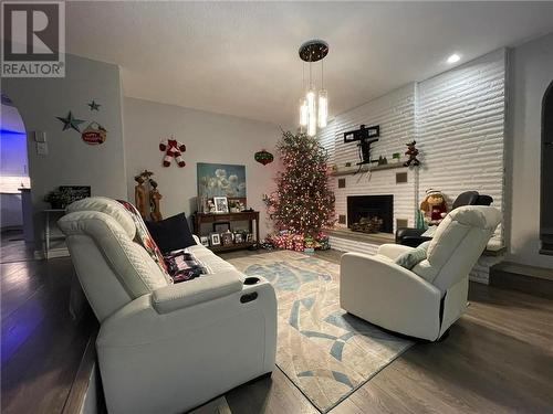 3182 Leo Avenue, Val Caron, ON - Indoor Photo Showing Living Room With Fireplace