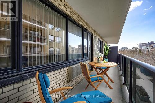 704 - 575 Avenue Road, Toronto, ON - Outdoor With Balcony With Exterior