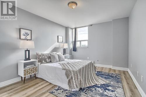 802 - 3311 Kingston Road, Toronto, ON - Indoor Photo Showing Bedroom