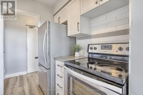 802 - 3311 Kingston Road, Toronto, ON - Indoor Photo Showing Kitchen With Stainless Steel Kitchen