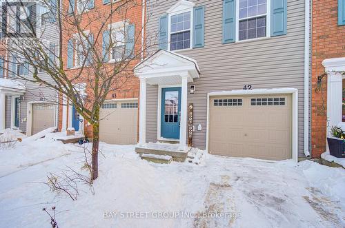 42 - 91 Coughlin Road, Barrie, ON - Outdoor With Facade