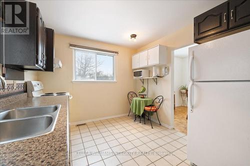 43 Valewood Crescent, Ottawa, ON - Indoor Photo Showing Kitchen With Double Sink