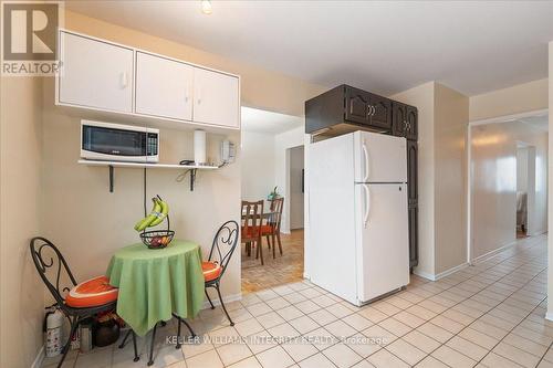 43 Valewood Crescent, Ottawa, ON - Indoor Photo Showing Kitchen