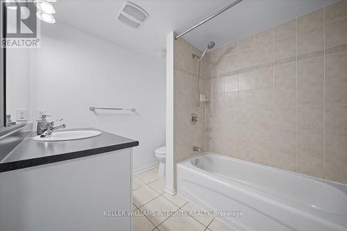 1 - 795 Montreal Road, Ottawa, ON - Indoor Photo Showing Bathroom