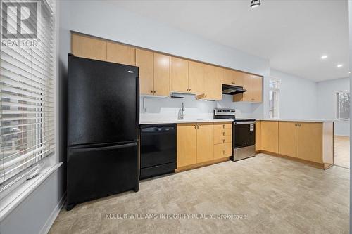 1 - 795 Montreal Road, Ottawa, ON - Indoor Photo Showing Kitchen