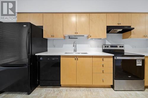 1 - 795 Montreal Road, Ottawa, ON - Indoor Photo Showing Kitchen