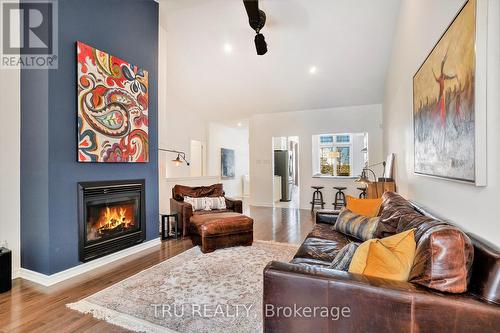 418 Statewood Drive, Ottawa, ON - Indoor Photo Showing Living Room With Fireplace