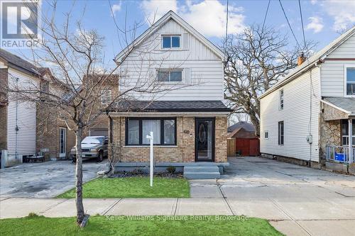 418 Upper Wellington Street, Hamilton (Centremount), ON - Outdoor With Facade