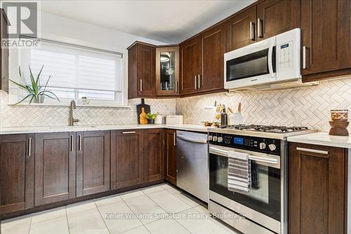 418 Upper Wellington Street, Hamilton (Centremount), ON - Indoor Photo Showing Kitchen