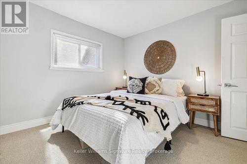 418 Upper Wellington Street, Hamilton (Centremount), ON - Indoor Photo Showing Bedroom