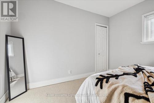 418 Upper Wellington Street, Hamilton (Centremount), ON - Indoor Photo Showing Bedroom