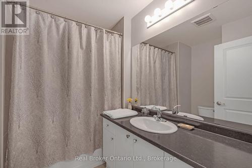 93 Southshore Crescent, Hamilton (Lakeshore), ON - Indoor Photo Showing Bathroom