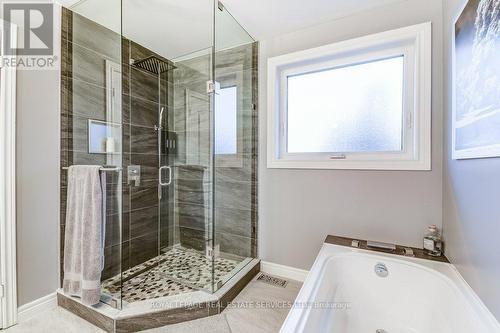 5194 Tydman Way, Burlington, ON - Indoor Photo Showing Bathroom