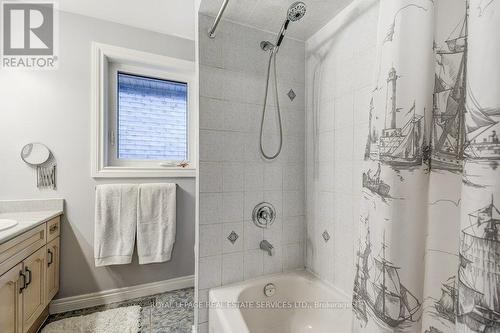 5194 Tydman Way, Burlington, ON - Indoor Photo Showing Bathroom