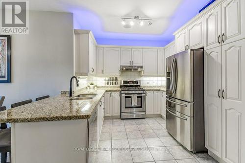 5194 Tydman Way, Burlington, ON - Indoor Photo Showing Kitchen With Stainless Steel Kitchen With Double Sink