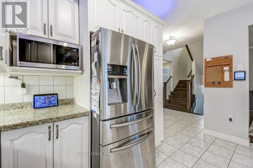 5194 Tydman Way, Burlington, ON - Indoor Photo Showing Kitchen