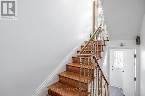 502 Midland Avenue, Toronto, ON - Indoor Photo Showing Other Room