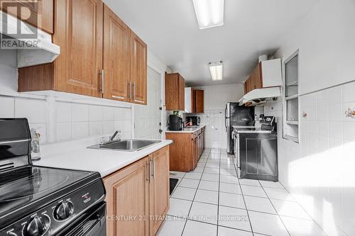 502 Midland Avenue, Toronto, ON - Indoor Photo Showing Kitchen