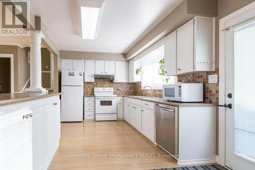 1 Stavebank Road, Belleville, ON - Indoor Photo Showing Kitchen