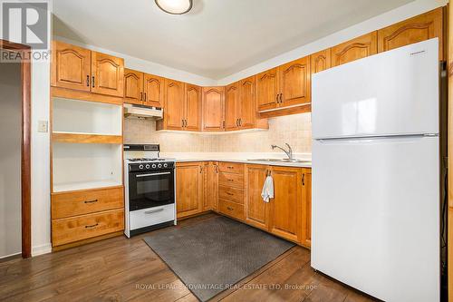 18 Mclean Boulevard, Perth, ON - Indoor Photo Showing Kitchen With Double Sink