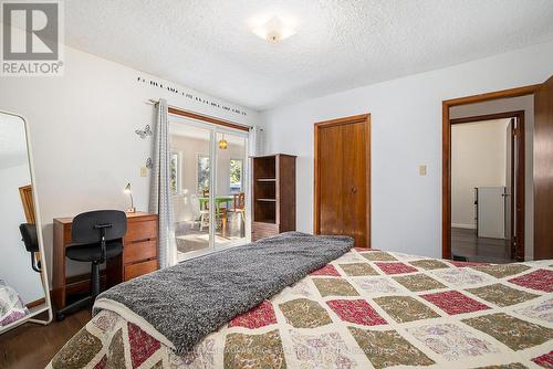 18 Mclean Boulevard, Perth, ON - Indoor Photo Showing Bedroom